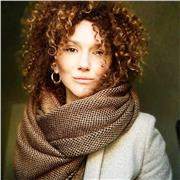 Biologa laureata con lode impartisce lezioni di biologia e materie scientifiche